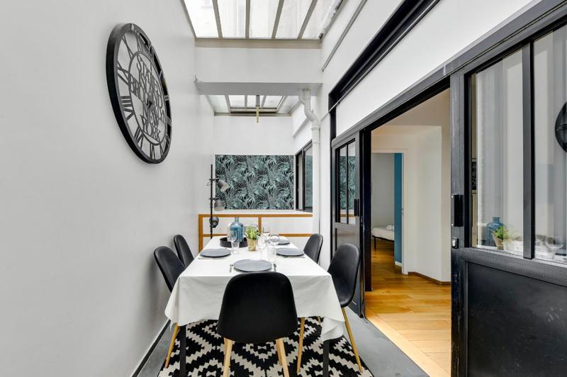 113 Suite Lui - Bel Appartement A Paris Bagian luar foto